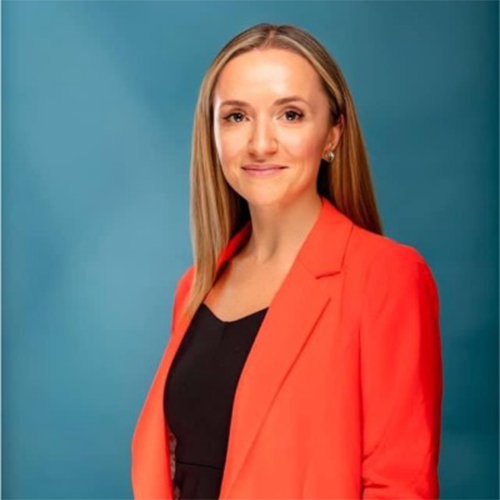 Headshot of Ana Diehl