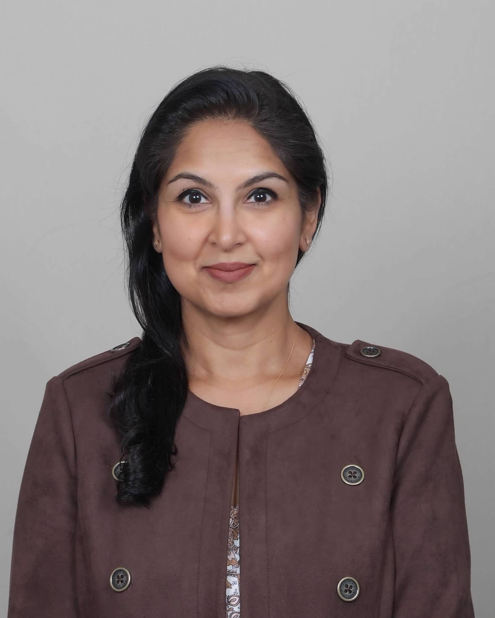 headshot of Kausar Kenning
