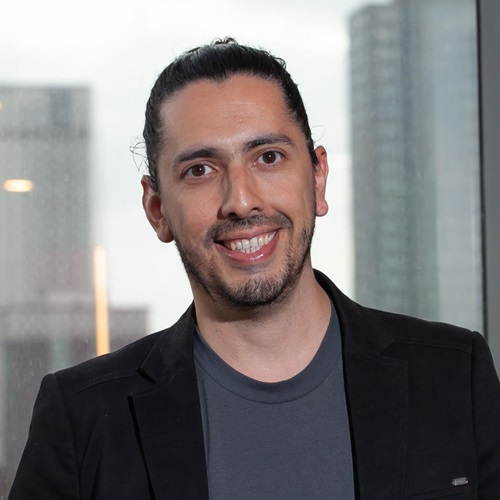Headshot of Rafael Lourenco
